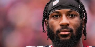 Të shtëna me armë në Manhattan, ylli i NFL-së në rrezik të rëndë për jetën