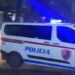 Të shtëna me armë zjarri në Elbasan, dy persona të proceduar dhe dy të tjerë në kërkim. Policia njofton se pamjet nga kamerat e sigurisë janë fshirë.