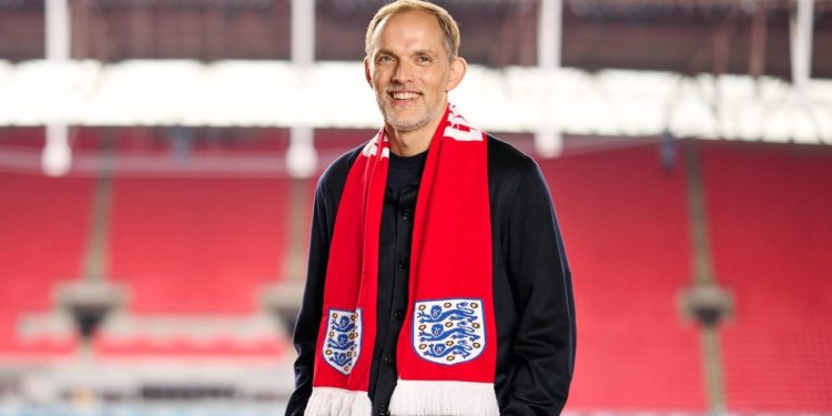 Thomas Tuchel, trajneri gjerman, bën një deklaratë surprizuese duke thënë se është në gjendje të këndojë himnin britanik në Kupën e Botës.