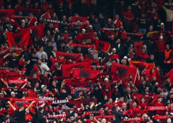 UEFA i dërgon urime Shqipërisë për 113-vjetorin e Pavarësisë: Festojmë Ditën Kombëtare, vendi me pasion për futbollin…