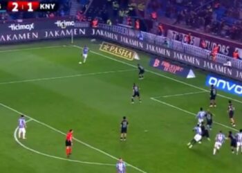 Video/ Ernest Muçi shkëlqen me një gol fantastik në Superligën e Turqisë