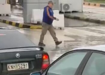 Videolajm/ Një moment kur Artan Hoxha shpallet “non grata” në Kakavijë