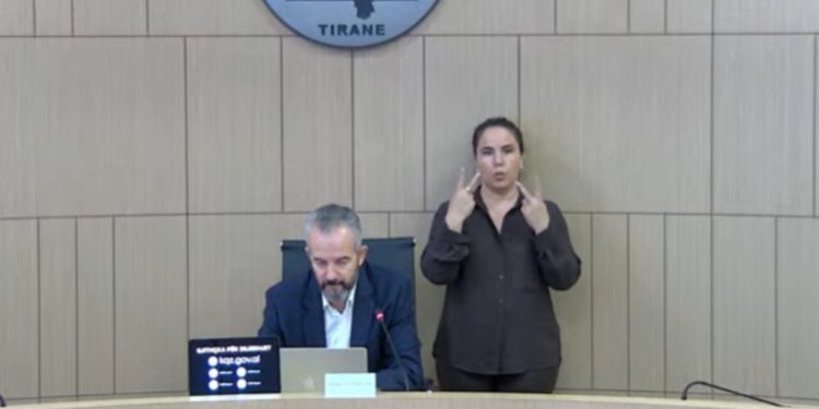 Votimi në 5 bashki/ Kryetari i KQZ: Proces i qetë dhe pa incidente. Pjesëmarrja e përgjithshme, 2.42%