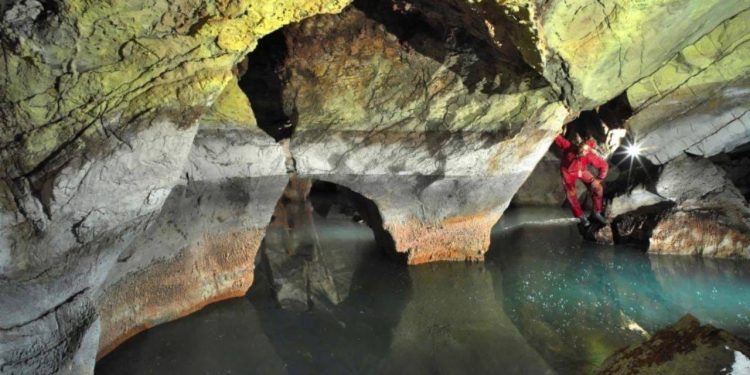 Zbulohet pranë Shpellës së Kopiles në Leskovik, mbetje kockore që dyshohen të jenë të natyrës njerëzore.