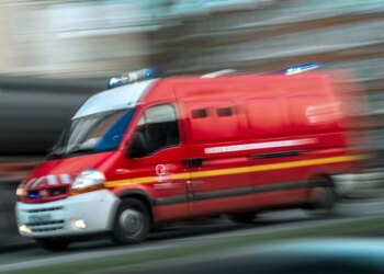 Zjarri shpërthen në një ndërtesë trekatëshe në Francë, 5 të vdekur përfshirë një fëmijë.