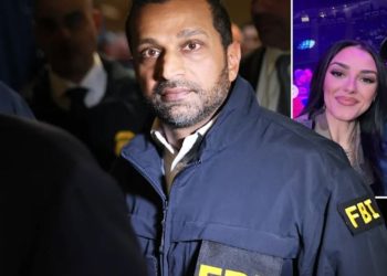 Zyrtari i lartë i FBI-së shkarkohet pas përdorimit të avionit të qeverisë për të udhëtuar në koncertin e të dashurës së tij.