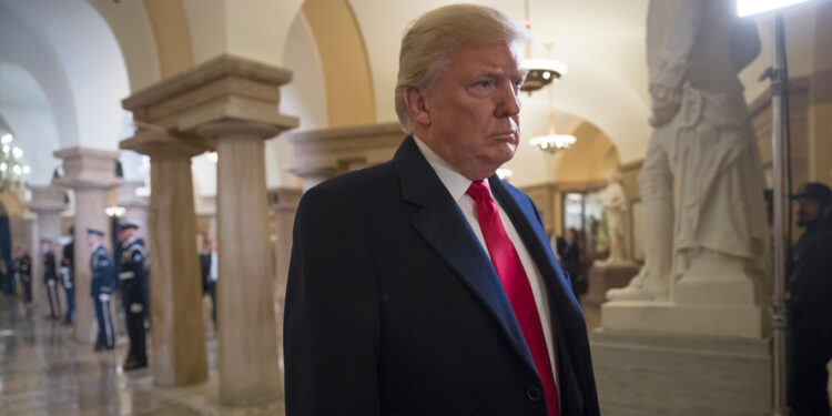 ‘Një marrëveshje duhej të ishte arritur një vit më parë’/Plani i SHBA-së për Ukrainën, Trump: Zelensky duhet ta pranojë, ose lufta do të vazhdojë.