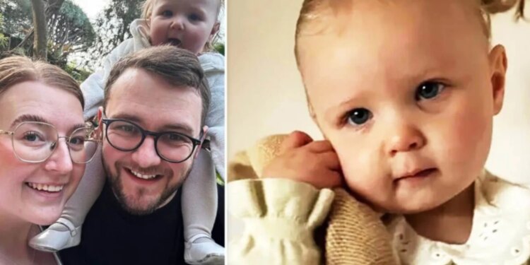 2-vjeçarja humb jetën tragjikisht ndërsa luante me dhuratat e Krishtlindjes në oborrin e shtëpisë së saj