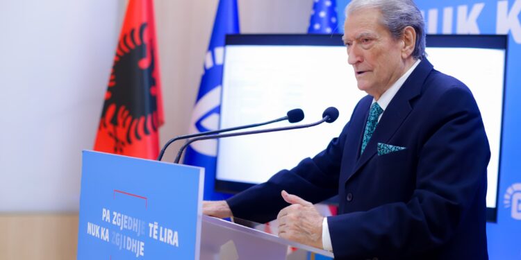 Berisha denoncon skandalin me shifra: Në Unazën e Madhe janë vjedhur lirshëm 250 milionë euro