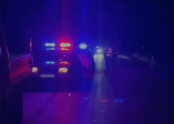 Aksident në Lukovë: një 15-vjeçar me motor përplaset me një automjet dhe lëndohet.