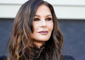 Aktorja e njohur u përball me sulme në rrjet, ndërsa shumë persona dolën në mbështetje të saj. Çfarë ka ndodhur?