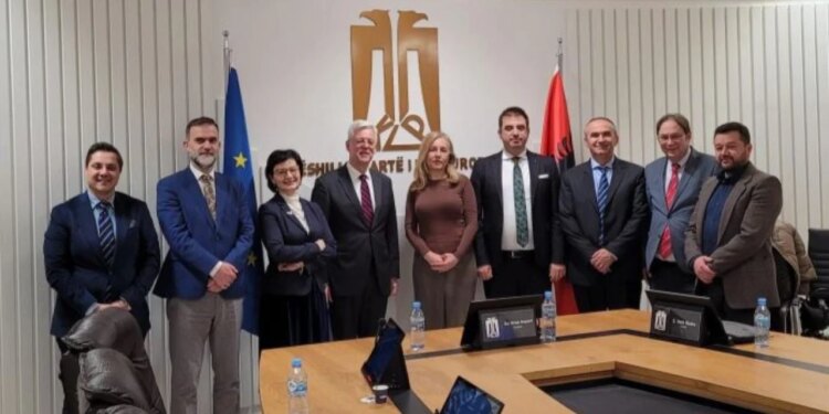 Ambasadori gjerman bisedon me Kryetaren e KLP-së, Bergner: SPAK ka arritur suksese të rëndësishme në luftën kundër korrupsionit.