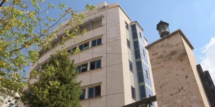 Arrest shtëpie për përfaqësuesen ligjore, e cila përfitoi 1 milion euro nga transferimi i paligjshëm i pasurisë.