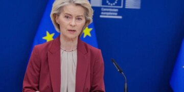“Asetet e bllokuara ruse: Një çështje e ndërlikuar”, thotë Von der Leyen: ‘Sa më gjatë të zgjatë lufta, aq më shumë do të rëndohet kostoja për Rusinë’