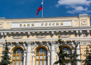 Asetet ruse të ngrira, përfitime për Kievin? Marrëveshja e BE-së, rrezikon Bankën Qendrore të Rusisë: Padit Euroclear.