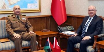 Atentat ose aksident? Avioni që ra shkakton vdekjen e shefit të forcave të armatosura libiane.