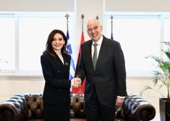 Athinë/ Spiropali takim me Ministrin e Mbrojtjes: Shqipëria dhe Greqia forcojnë partneritetin strategjik për sigurinë, Tirana do të jetë nikoqire e Samitit të NATO-s në 2027.