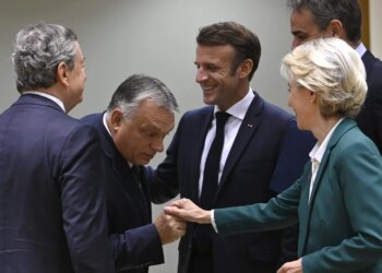 BE e ndarë për përdorimin e parave ruse në Ukrainë. Von der Leyen: "Sot do të merret një vendim". Tusk: "Para sot ose gjak nesër". Belgjika dhe Orban kundër: Çështja nuk ka më jetë.