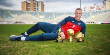 Balaj shpall gëzim familjar dhe shumë shpejt pritet të bëhet një baba...