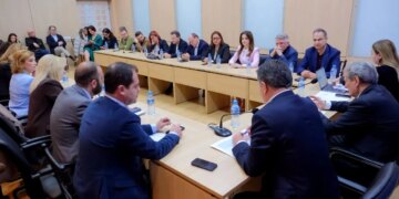 Berisha emëron ish-deputetin e Dibrës si këshilltar gjatë takimit me Salianjin