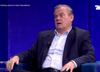 Berisha nuk e dorëzon Partinë Demokratike, do të qëndrojë deri në 150 vjet, thotë Nikoll Lesi në ‘Top Story’: Protestë e dhunshme e paralajmëruar për të hënën, po vijnë edhe...