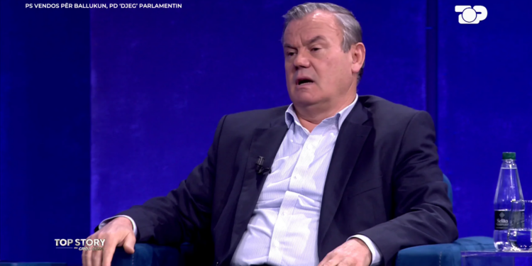 Berisha nuk e dorëzon Partinë Demokratike, do të qëndrojë deri në 150 vjet, thotë Nikoll Lesi në ‘Top Story’: Protestë e dhunshme e paralajmëruar për të hënën, po vijnë edhe...