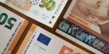 Bullgaria bëhet pjesë e Eurozonës, analiza nga DW: Cila është rëndësia e kësaj për vendin?