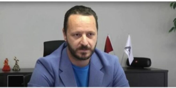 Çështja e Ervis Berberit, e përfshirë në akuzat për korrupsion dhe pastrim parash, kalon në procedurë gjyqësore.