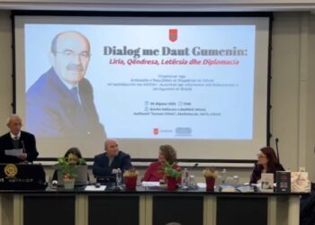 Daut Gumeni, një figurë midis diplomacisë dhe persekutimit, Shqipëria dhe Greqia nderojnë poetin dhe ish-diplomatin.