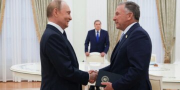 Dërguari i veçantë i SHBA-së arrin sot në Moskë për të biseduar me Putinin mbi propozimin e paqes nga Uashingtoni.