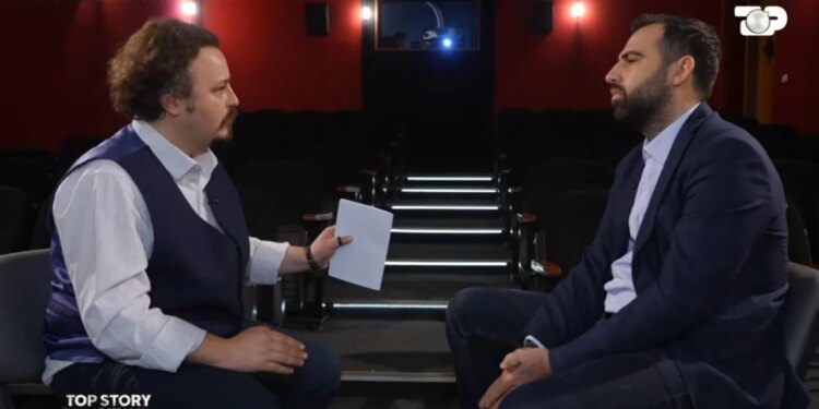 “Derrat që sakrifikojmë i ndajmë së bashku” / Drejtori i AQSHF rrëfen për jetën në Bllok gjatë regjimit komunist: Mblidheshin dhe ndjekin filma dhe dokumentarë...