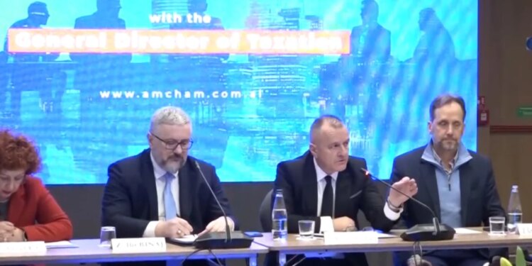 Dhoma Amerikane e Tregtisë kritikon paqen fiskale: Kërkon konsultim dhe transparencë, tatimet duhet të sqarojnë paqartësitë.