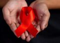 Dita Ndërkombëtare e Ndërgjegjësimit për HIV-AIDS, ISHP: 125 raste të reja në Shqipëri deri në vitin 2025.