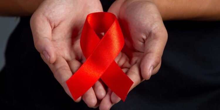 Dita Ndërkombëtare e Ndërgjegjësimit për HIV-AIDS, ISHP: 125 raste të reja në Shqipëri deri në vitin 2025.