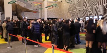 “Djelmoshat e Rrezikshëm” debuton në Prishtinë, duke thyer të gjitha rekordet.