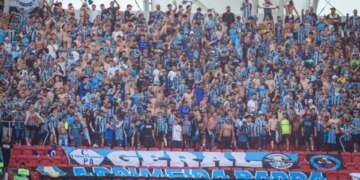 E pazakontë në Brazil; tifozët e Gremios sigurojnë bileta nga kundërshtarët e armiqve të tyre të vjetër për…