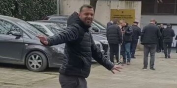 Ekskluzive: Ish-kapiteni legjendar i Skëndërbeut jep një intervistë për Top Channel pas përfundimit të qëndrimit në SPAK (VIDEO)