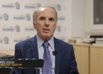 “Ekskluzive” / Prej protestës në Shkodër deri te rebelimi në Kavajë, korriku i ambasadave, ikja e Kadaresë dhe Lëvizja e Dhjetorit, viti 1990 që solli përmbysjen e diktaturës.