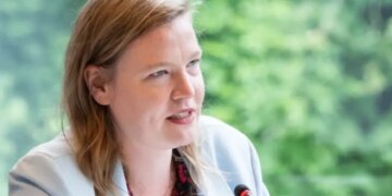 Ekspertja gjermane për rajonin e Ballkanit: Kosova ka pësuar një rënie të ndjeshme në reputacionin e saj ndërkombëtar, përjashtimi…