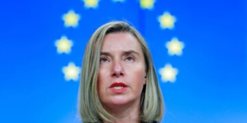 Federica Mogherini ndalohet, Moska dhe Budapesti kritikojnë Bashkimin Evropian: Ignorimi i korrupsionit dhe dhënia e këshillave për të tjerët.