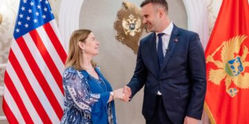 Fillojnë bisedimet për një marrëveshje bilaterale mes Shteteve të Bashkuara dhe Malit të Zi, me theks në zhvillimin ekonomik.