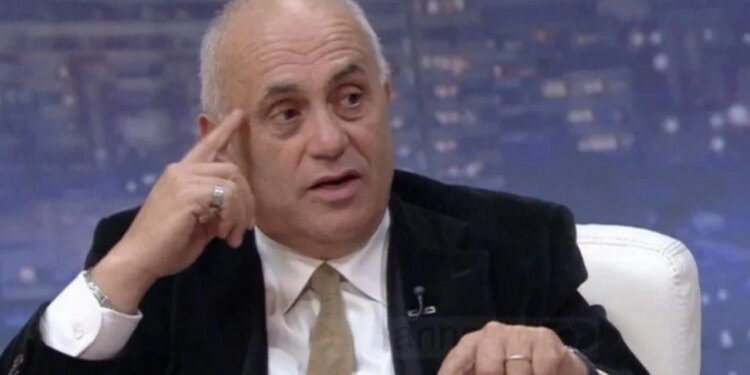 "Firmosëm se na dha shenjë tundja e flamurit”, Fuga kritikojnë deputetët e PD: Si robotë që veprojnë në mënyrë automatike dhe bëjnë zhurmën e gjelit të orës së murit ku-ku-ku.