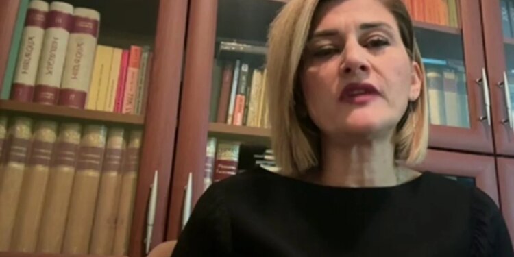 “Fitorja ishte e dëshirueshme, por pa pritshmëri”, thotë kryetarja e grupit të VV në ‘Top Story’: Marrëdhëniet me Trump dhe Brukselin janë…