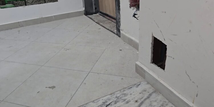 Frika në ndërtesat e rindërtuara/ Gjashtë vjet pas tërmetit, banorët e Durrësit shprehin shqetësime për standardet e punimeve