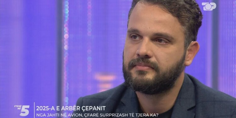 Ftesë në 5/ Arbër Çepani i emotionuar: Ky është mësimi që m’u ofrua nga viti 2025.