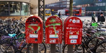 Fundi i një tradite katërshekullore: Danimarka dërgon letrën e fundit me postë/ Si transformohet plotësisht komunikimi në vendin nordik