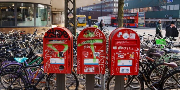 Fundi i një tradite katërshekullore: Danimarka dërgon letrën e fundit me postë/ Si transformohet plotësisht komunikimi në vendin nordik