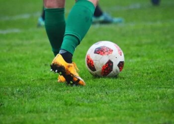 Futbollisti 15-vjeçar humb jetën pas një arresti kardiak gjatë lojës me shokët.