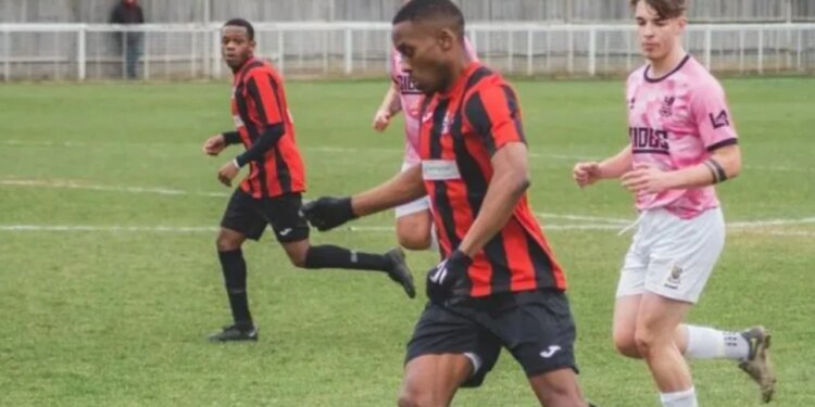 Futbollisti i talentuar humb jetën në një tragjedi teksa përpiqej të kalonte hekurudhën; detaje të reja dalin në dritë rreth incidentit që tronditi Londrën.