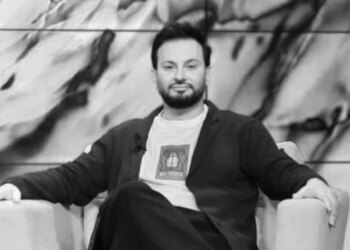 Gazetari i njohur Elton Tozaj përjeton një dhunë të rëndë, duke rrezikuar humbjen e shikimit.